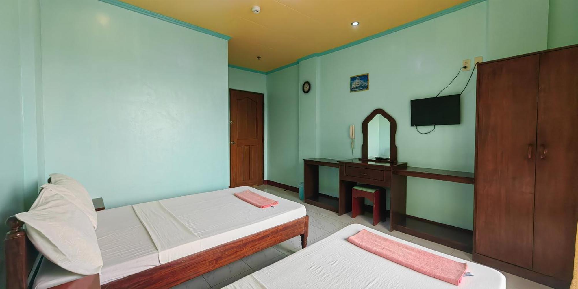 Dads Bayview Pension Puerto Princesa Exterior photo